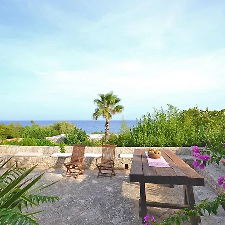 Castro Marina Sleeps 14 Pool